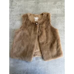 Girls faux fur vest designer vest Chloe size 6